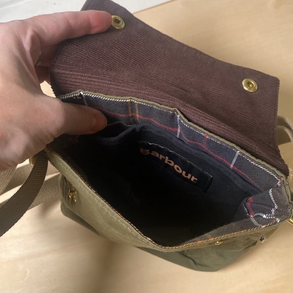 Barbour Transport crossbody bag - Picture 3 of 4
